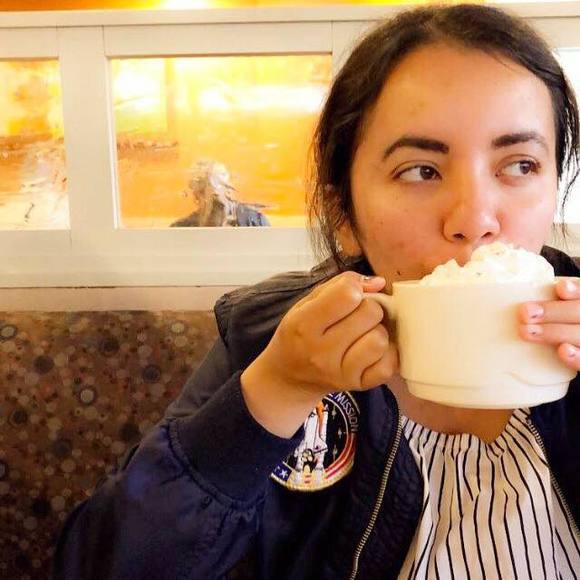 Meet your Posher, Jessica - Picture 1 of 1